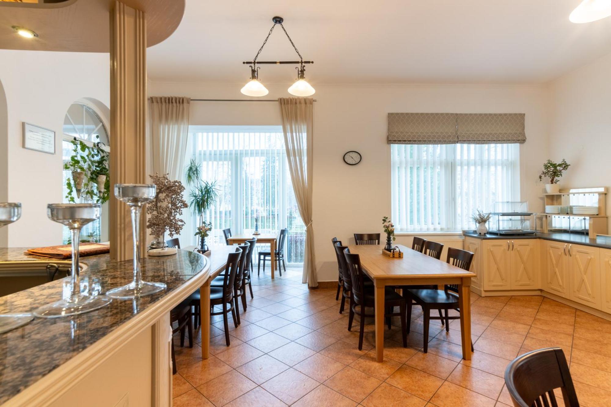 Hotel Sanatorium Mariot Františkovy Lázně Extérieur photo