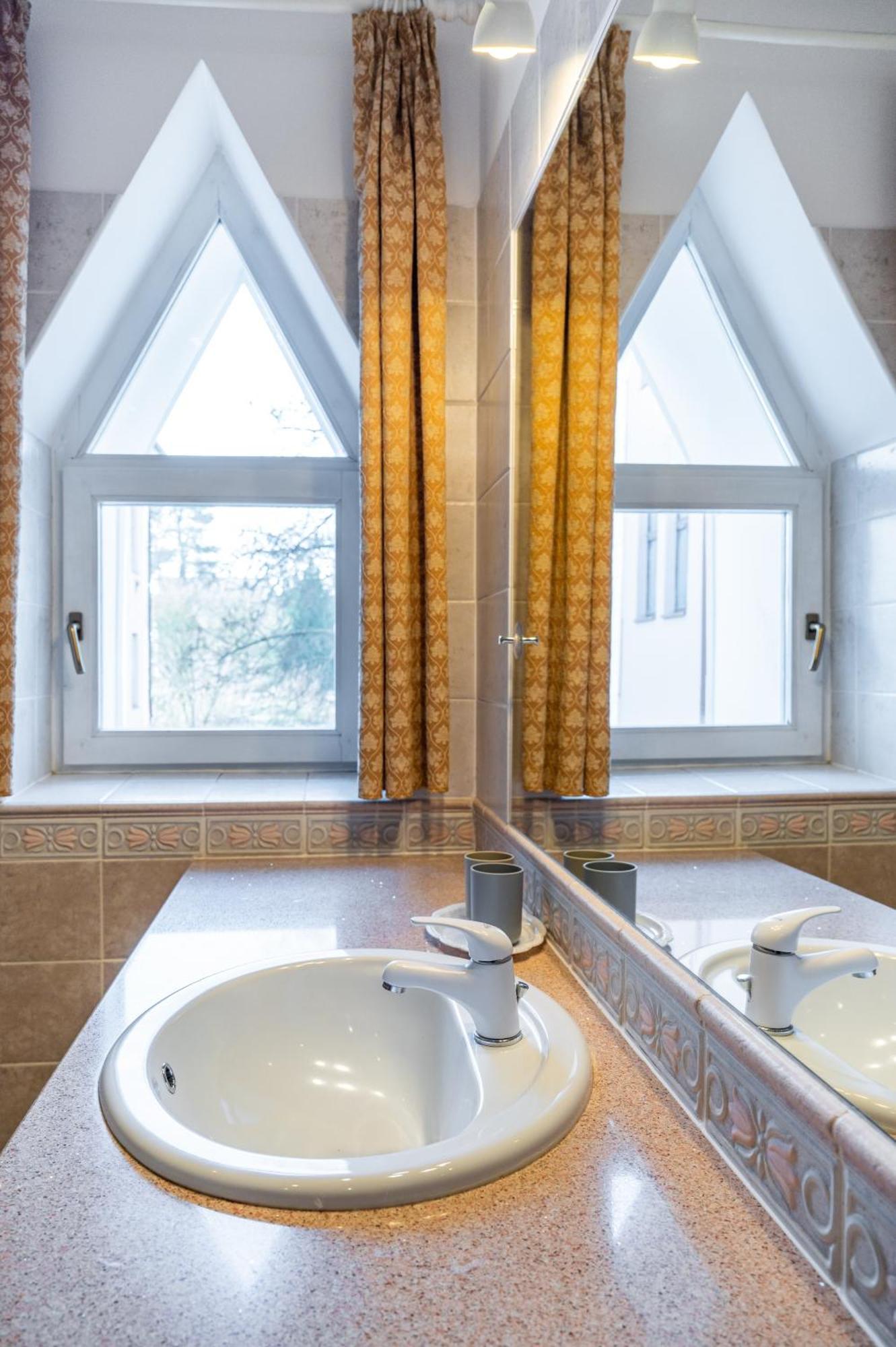 Hotel Sanatorium Mariot Františkovy Lázně Extérieur photo